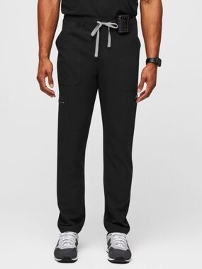 Figs Men's Black Cairo Cargo Scrub Pants with White Drawstring sz M
